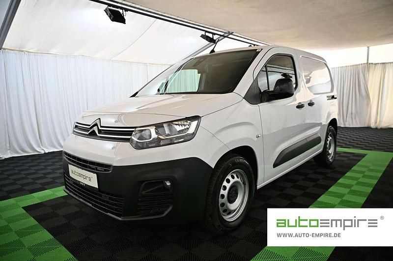 Weiß Gebraucht 2024 Citroën e-Berlingo Van / Kleinbus | 18.990 € (Guter Preis) - Bild 1/3