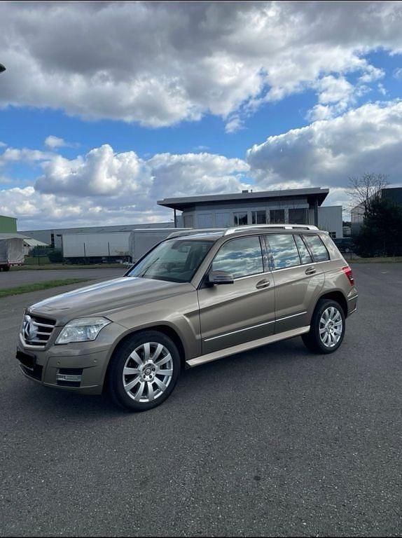 Gebraucht Mercedes GLK350 224 PS (164 kW) 2010 Gold SUV
