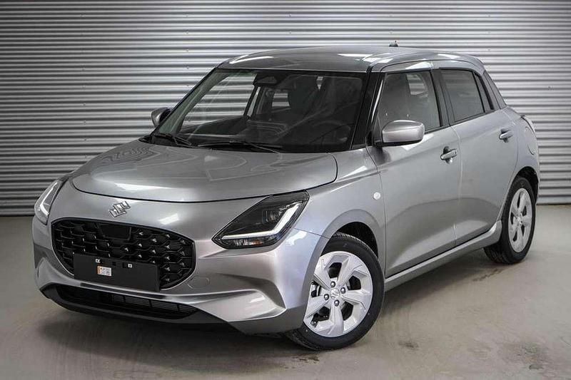 Premium silver metallic (znc) Neu 2025 Suzuki Swift GL Limousine | 19.491 € - Bild 1/4