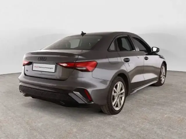 Gebraucht Audi A3 S-Line 116 PS (85 kW) 2025 Daytonagrau perleffekt Limousine