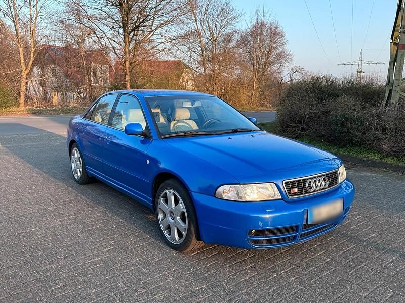 Gebraucht Audi S4 265 PS (194 kW) 1999 Blau Limousine