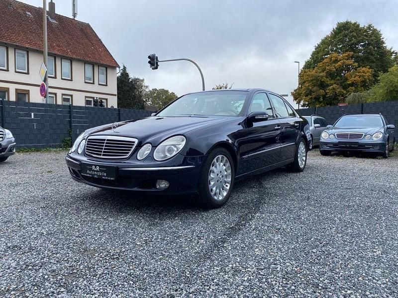 Gebraucht Mercedes E320 Elegance 224 PS (164 kW) 2002 Blau Limousine