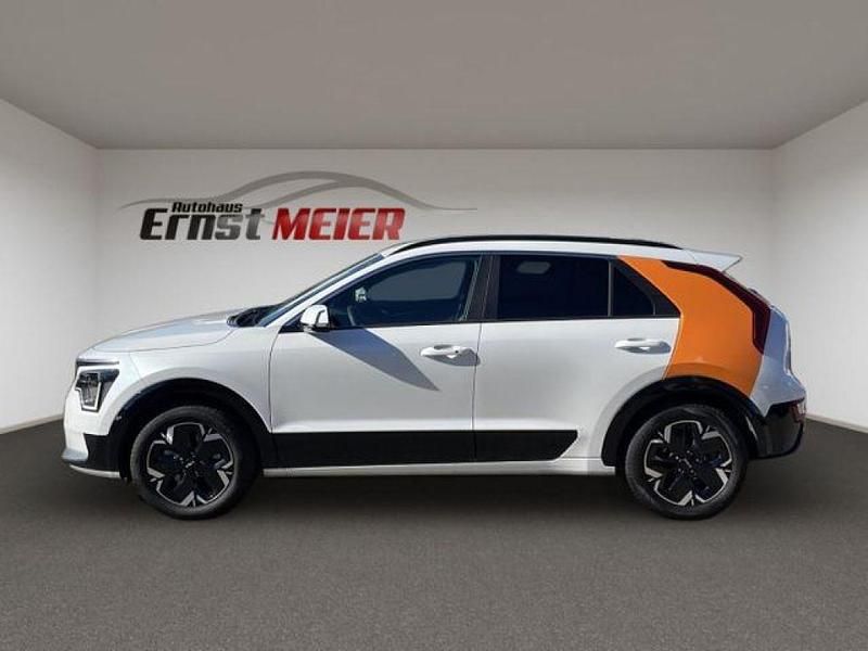 Gebraucht Kia e-Niro 150 kW (204 PS) 2023 (swp) snow white pearl (metallic) SUV