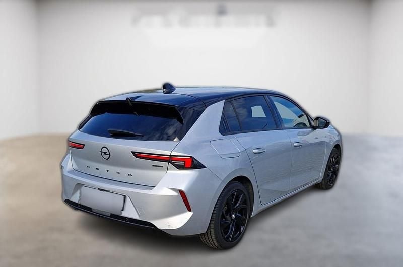 Gebraucht Opel Astra 179 PS (131 kW) 2023 Silber metallic