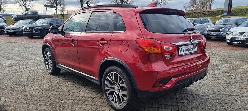Gebraucht Mitsubishi ASX Edition 117 PS (86 kW) 2017 Karminrot SUV