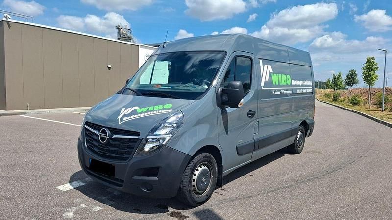 Grau Gebraucht 2020 Opel Movano S Van | 16.900 € (Fairer Preis) - Bild 1/4