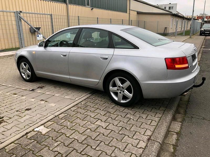 Silber Gebraucht 2007 Audi A6 Sport Limousine | 2.850 € (Superpreis) - Bild 1/4
