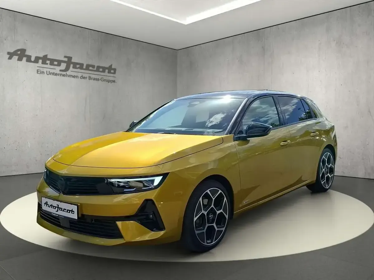 Gebraucht Opel Astra Ultimate 131 PS (96 kW) 2023 Kleinwagen