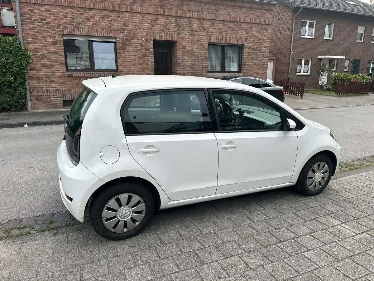 Gebraucht VW up! 60 PS (44 kW) 2017 Weiß Kleinwagen