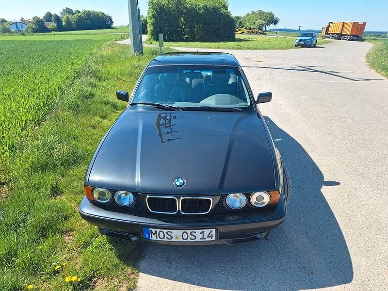 Gebraucht BMW 530 Performance 218 PS (160 kW) 1992 Schwarz Limousine