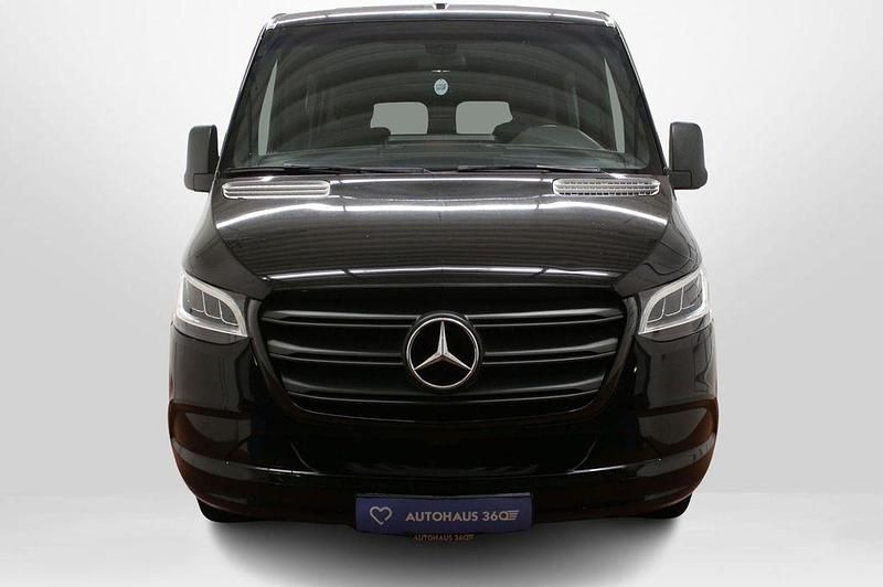 Gebraucht Mercedes Sprinter 163 PS (119 kW) 2020 Obsidianschwarz Van