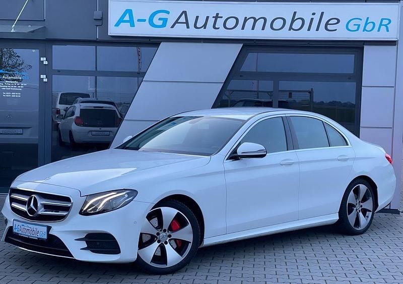 Gebraucht Mercedes E200 AMG line 184 PS (135 kW) 2016 Polarweiss  unilack Limousine