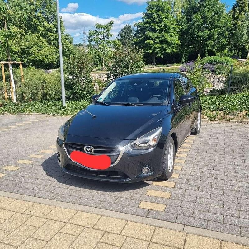 Schwarz Gebraucht 2016 Mazda 2 Exclusive-Line Kleinwagen | 9.900 € (Guter Preis) - Bild 1/4