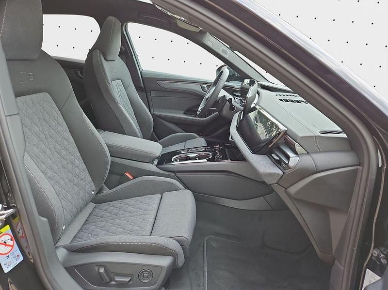 Second-hand Audi A6 Edition .1 252 CP (185 kW) 2026 Negru Berlinǎ