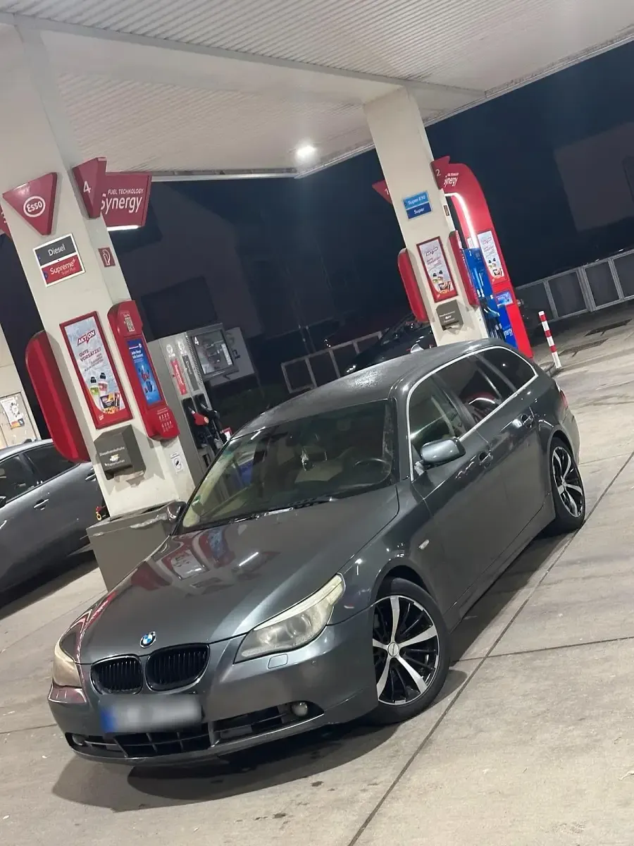 Gebraucht BMW M5 218 PS (160 kW) 2004 Grau Kombi