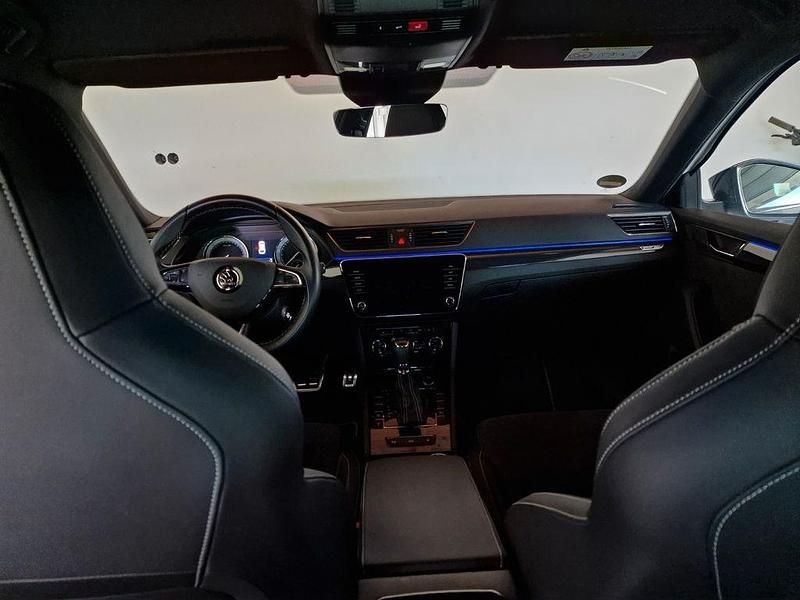 Gebraucht Skoda Superb SportLine 150 PS (110 kW) 2019 Weiß Kombi