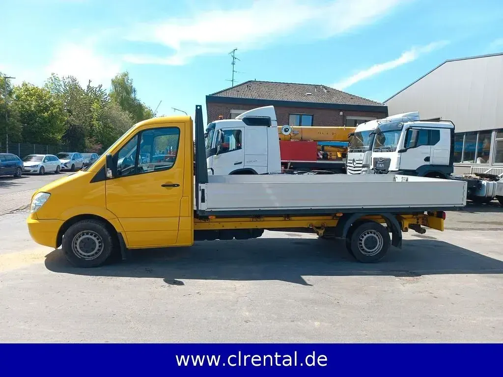 Gebraucht Mercedes Sprinter 129 PS (94 kW) 2013 Gelb