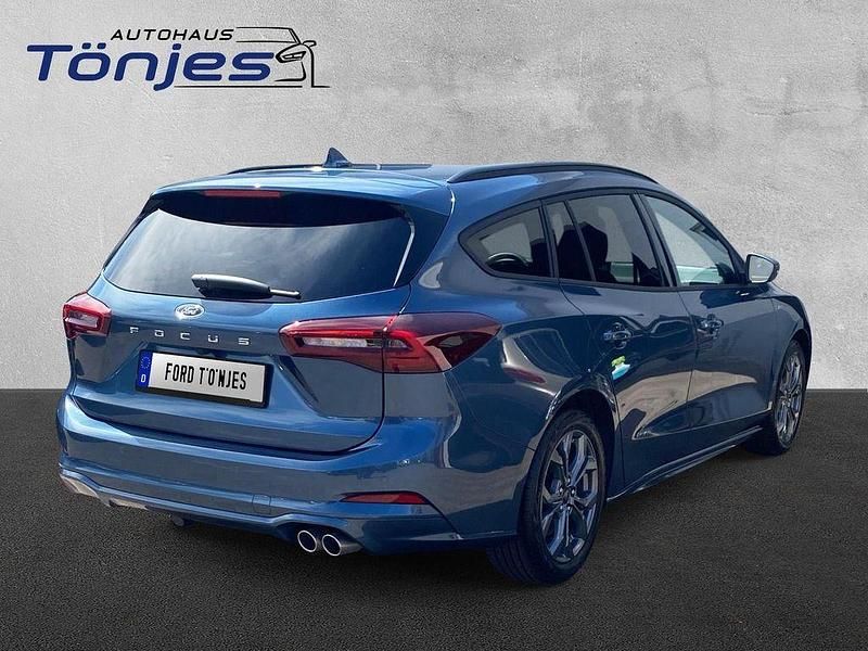 Neu Ford Focus ST-Line X 155 PS (114 kW) 2025 Chroma blau Limousine