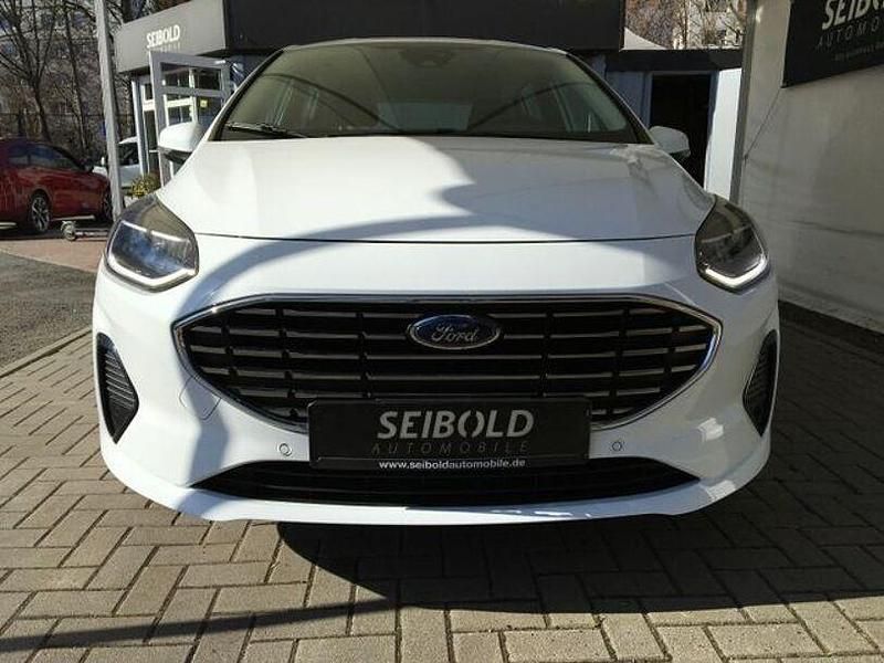Gebraucht Ford Fiesta Titanium 75 PS (55 kW) 2023 Weiß Kleinwagen