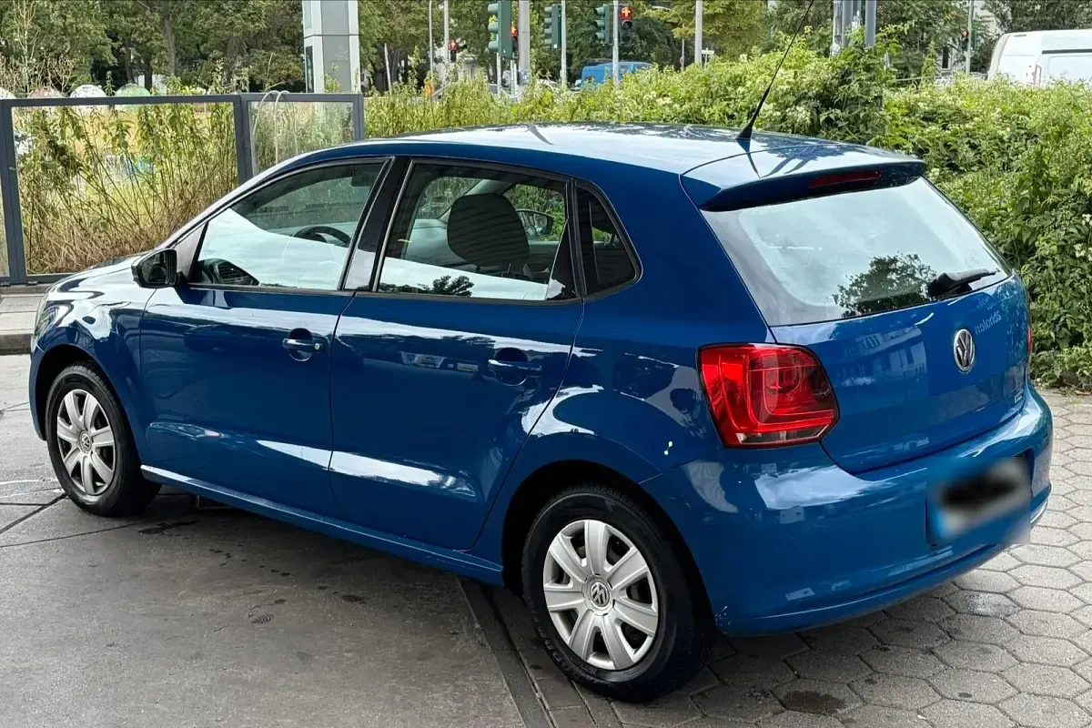 Gebraucht VW Polo 65 PS (47 kW) 2009 Blau Kleinwagen
