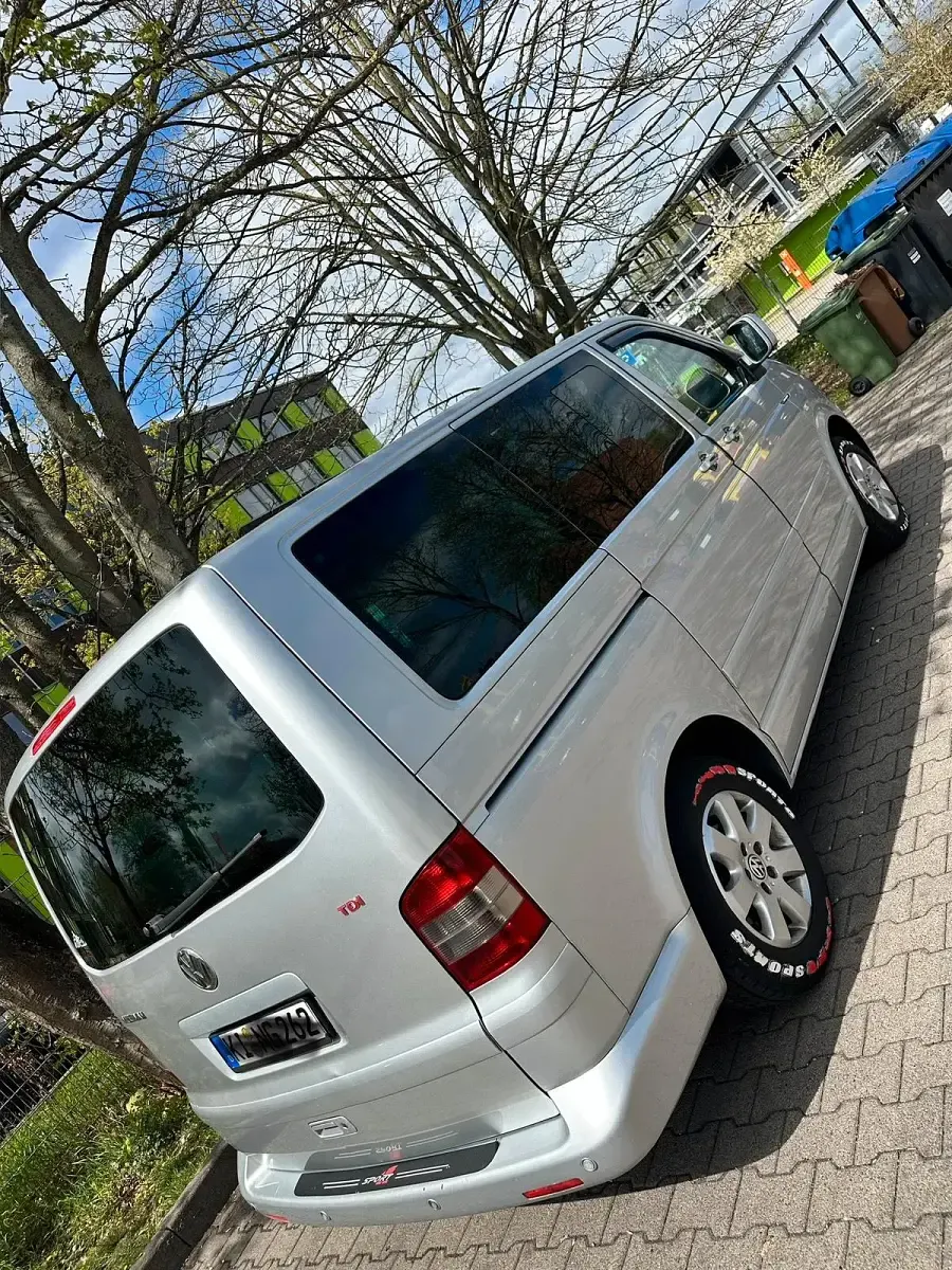 Używany VW Multivan 174 KM (127 kW) 2005 Srebrny Minivan