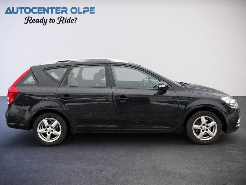 Gebraucht Kia Ceed 143 PS (105 kW) 2010 Schwarz Kleinwagen