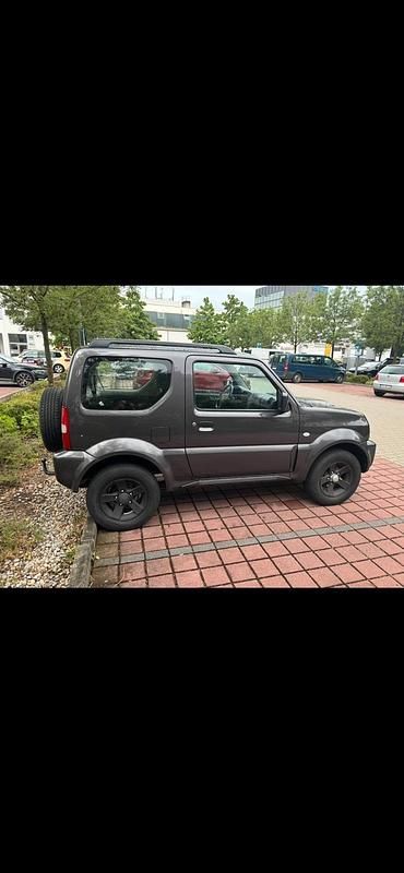 Gebraucht Suzuki Jimny 86 PS (63 kW) 2015 Grau SUV