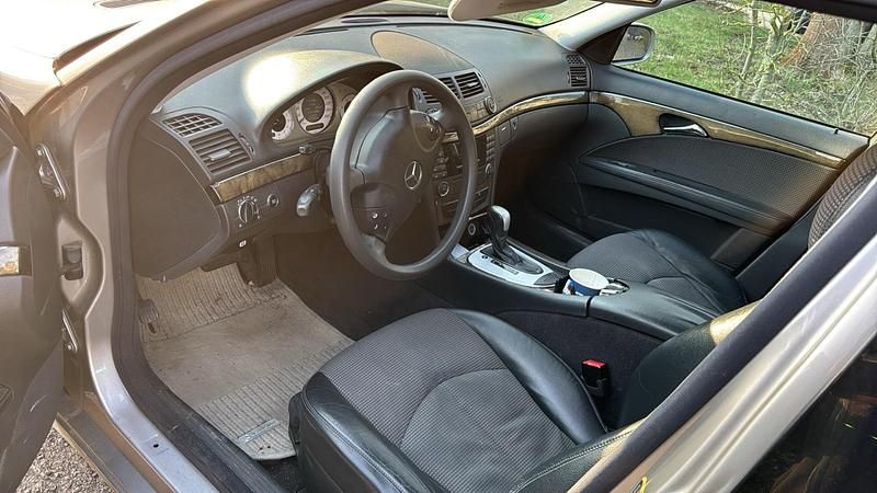 Gebraucht Mercedes E320 Avantgarde 2004 Limousine