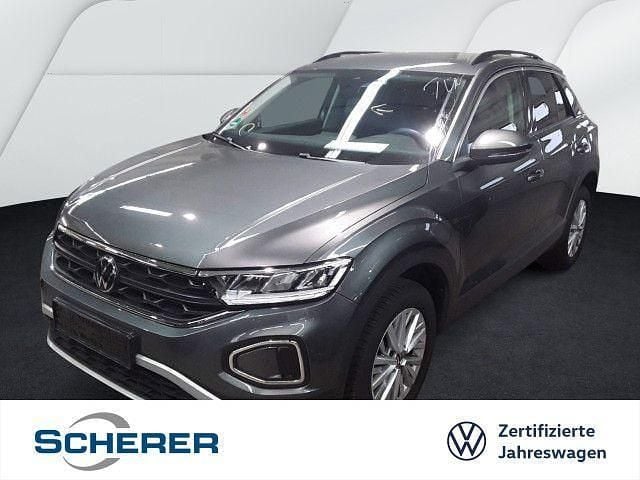 Indiumgrau metallic (metallic) Gebraucht 2024 VW T-Roc Life SUV | 21.500 € (Superpreis) - Bild 1/4