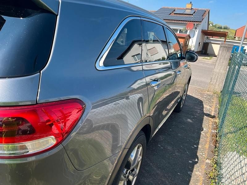 Gebraucht Kia Sorento 202 PS (148 kW) 2016 Silber SUV