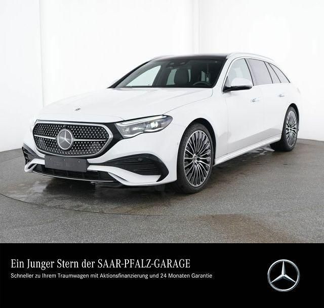 Weiß Gebraucht 2024 Mercedes E450 AMG Limousine | 89.500 € - Bild 1/4