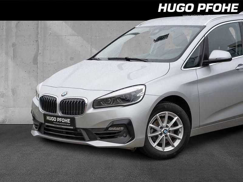 Gebraucht BMW 216 Active Tourer Advantage 109 PS (80 kW) 2021 Silber Van / Kleinbus