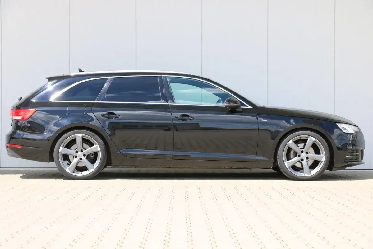 Usata Audi A4 S-Line 190 CV (139 kW) 2016 Nero Station wagon
