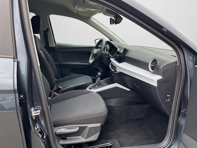 Gebraucht Seat Arona Style 116 PS (85 kW) 2024 Magnetic grau metallic (metallic) SUV