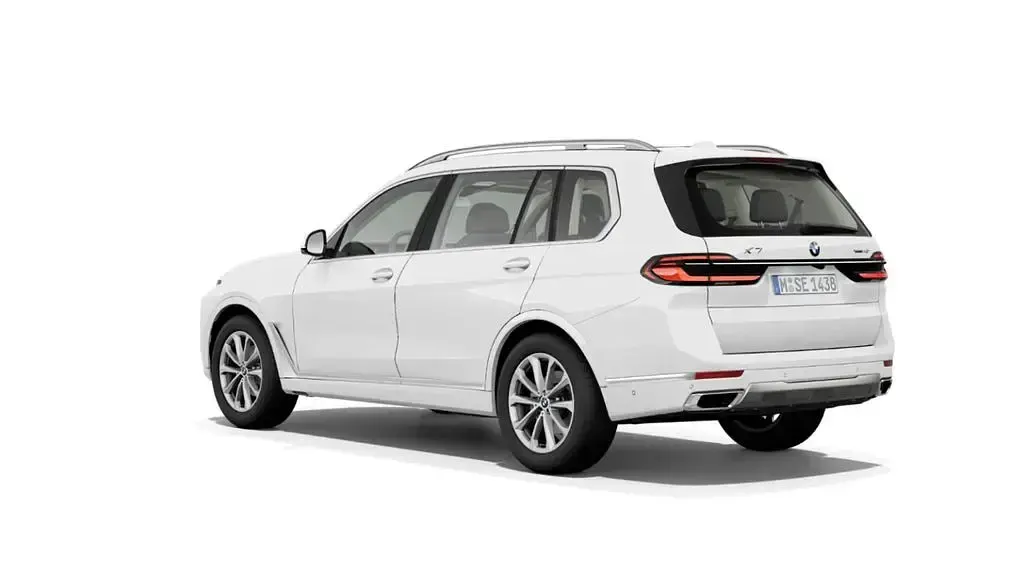 Gebraucht BMW X7 381 PS (280 kW) 2026 Weiß SUV