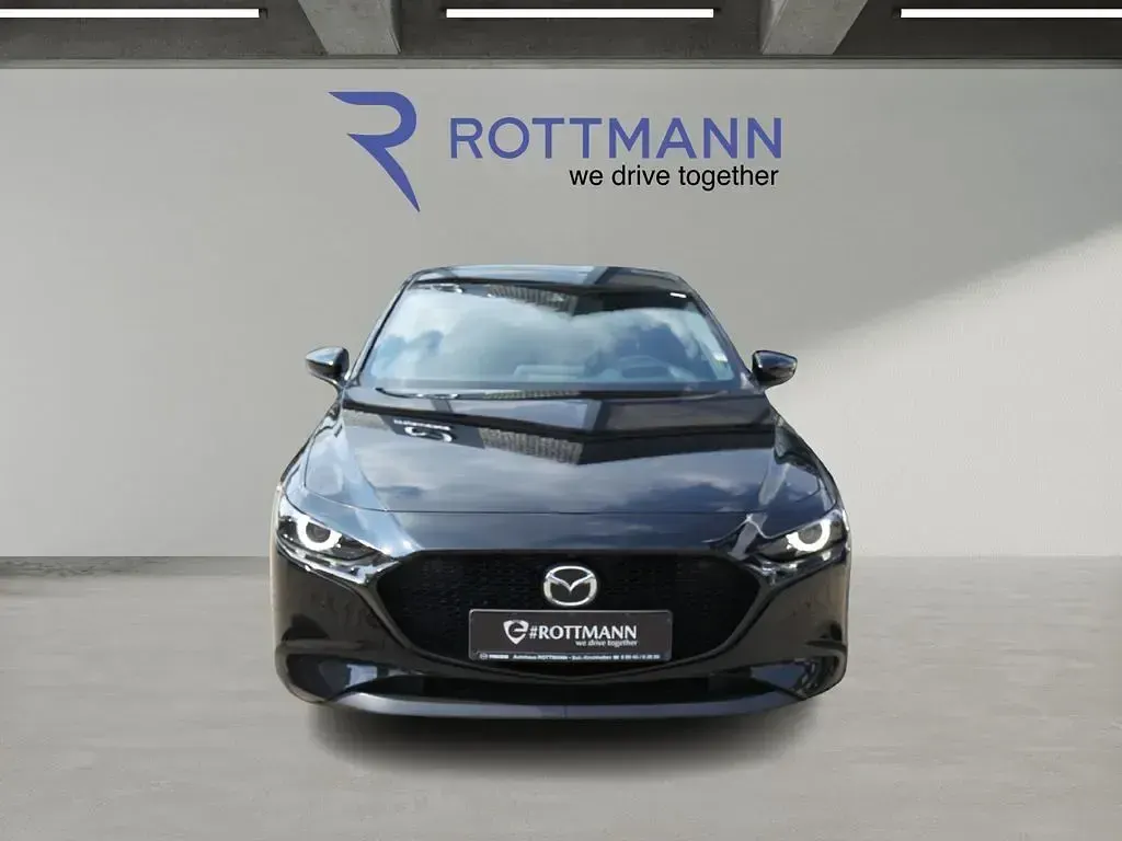 Gebraucht Mazda 3 Selection 122 PS (89 kW) 2022 Schwarz Limousine