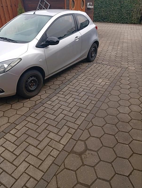 Gebraucht Mazda 2 85 PS (62 kW) 2008 Silber Kleinwagen