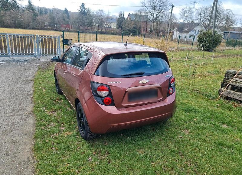 Gebraucht Chevrolet Aveo 82 PS (60 kW) 2011 Andere farben Kleinwagen