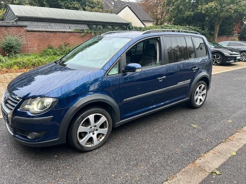 Blau Gebraucht 2008 VW Touran Van / Kleinbus | 3.700 € (Guter Preis) - Bild 1/4
