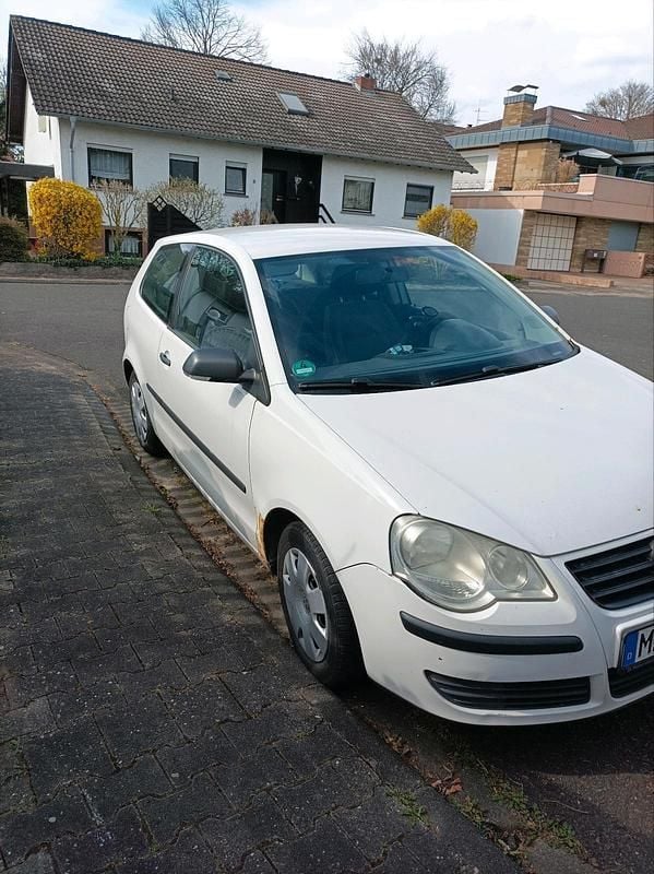 Weiß Gebraucht 2006 VW Polo Kleinwagen | 1.000 € (Fairer Preis) - Bild 1/4