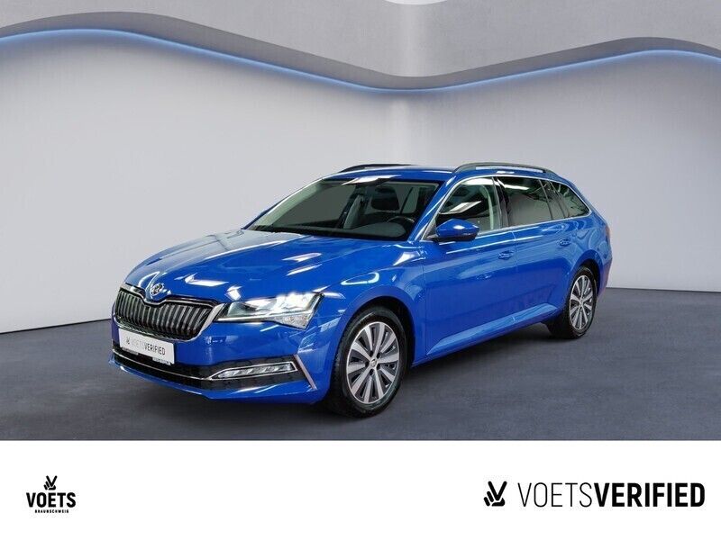 Energyblau Gebraucht 2022 Skoda Superb Ambition Kombi | 22.850 € (Superpreis) - Bild 1/4