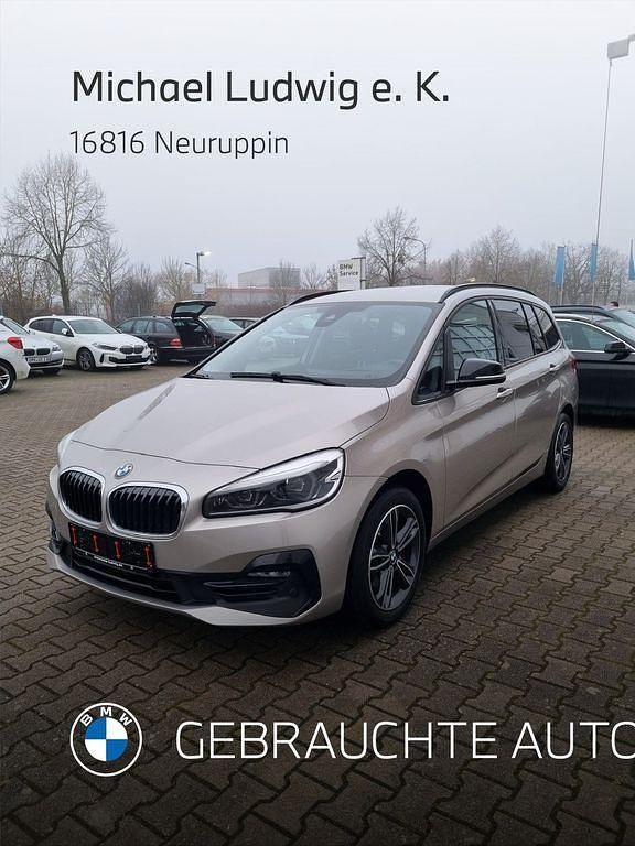 Gebraucht BMW 218 Sport Line 140 PS (102 kW) 2021 Grau Van / Kleinbus