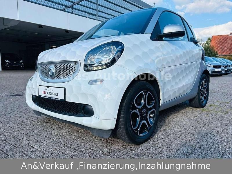 Silber Gebraucht 2017 Smart ForTwo Coupé Passion Kleinwagen | 13.970 € (Fairer Preis) - Bild 1/4