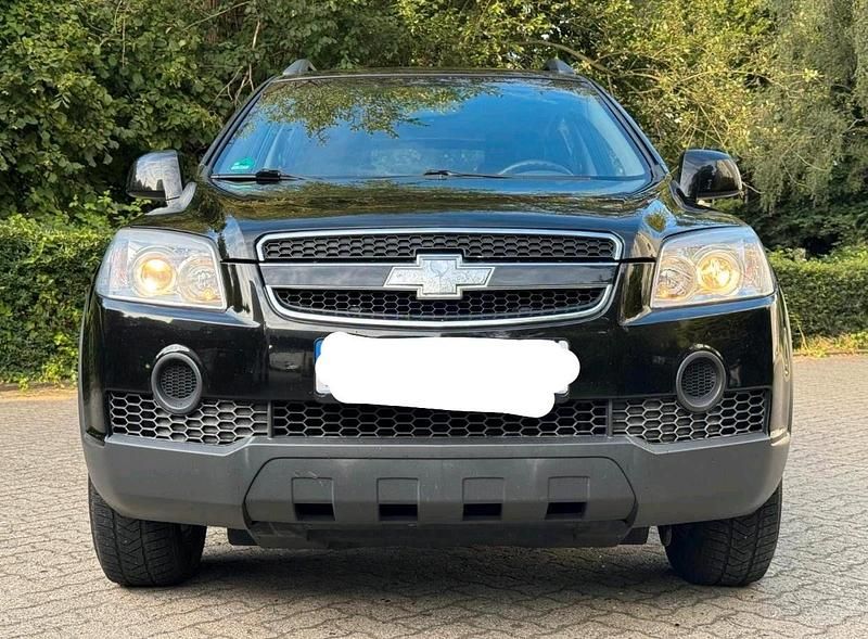 Schwarz Gebraucht 2008 Chevrolet Captiva SUV | 4.100 € (Teuer) - Bild 1/4