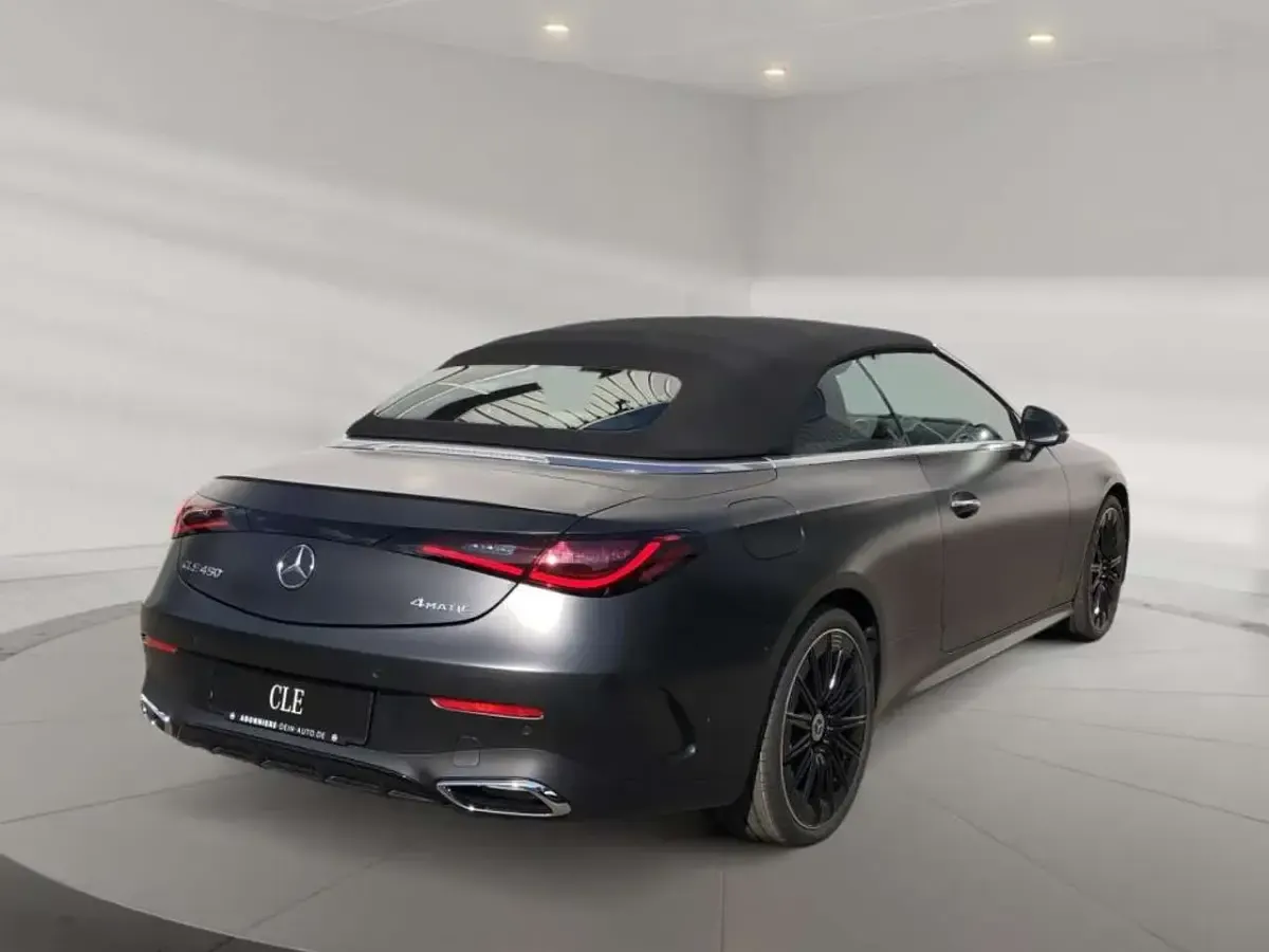 Gebraucht Mercedes CLE450 AMG Line Premium Plus 381 PS (280 kW) 2024 Grau manufaktur magno lack man Cabrio