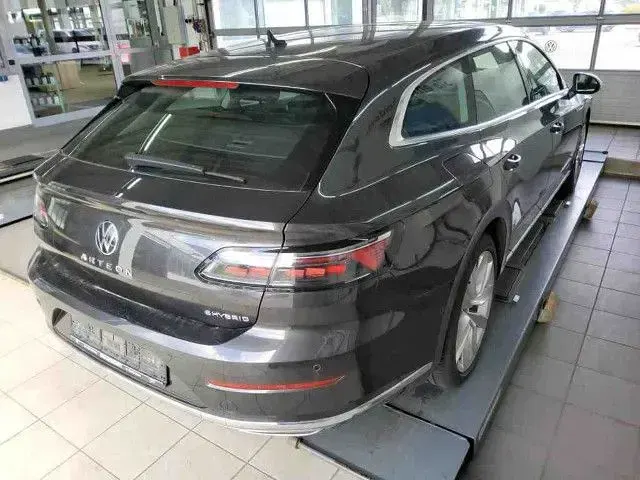 Gebraucht VW Arteon Elegance 218 PS (160 kW) 2022 Mangangrau metallic (metallic) Kombi