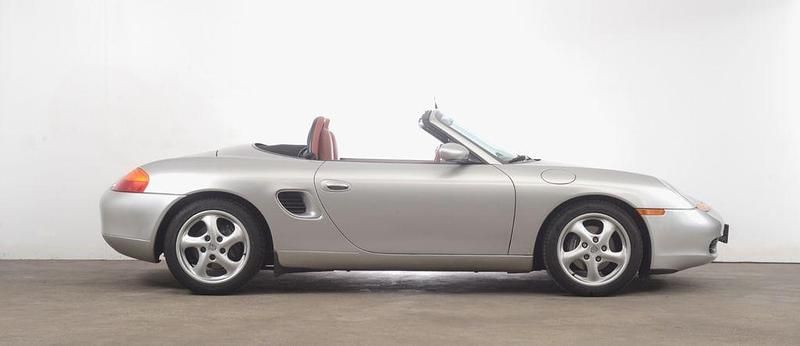 Gebraucht Porsche Boxster 204 PS (150 kW) 1999 Silber Cabrio