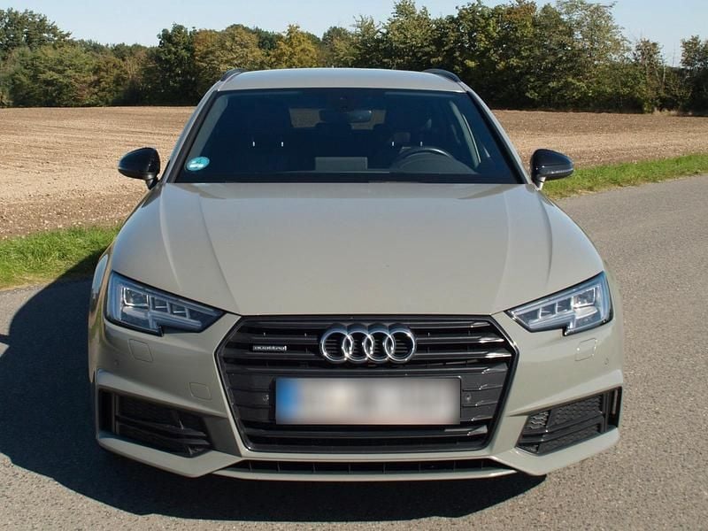 Gebraucht Audi A4 S-Line 191 PS (140 kW) 2017 Grau Kombi