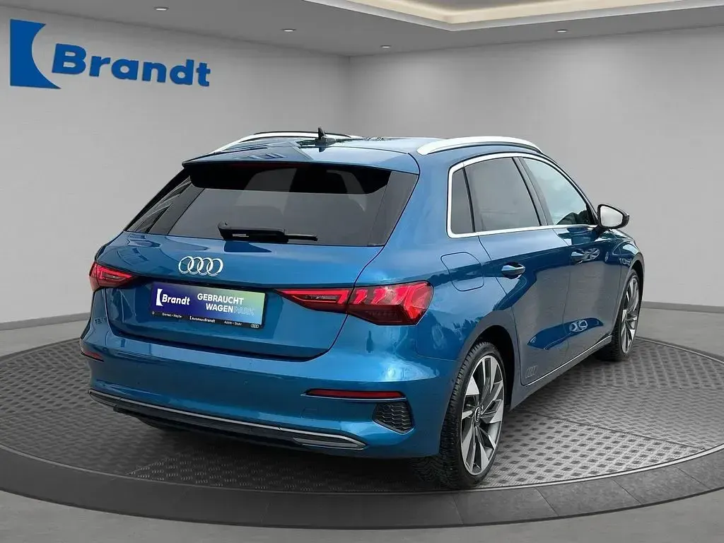 Gebraucht Audi A3 Edition .1 150 PS (110 kW) 2021 Blau Limousine