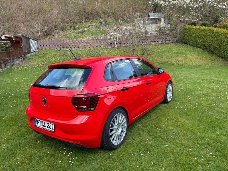 Gebraucht VW Polo 80 PS (58 kW) 2021 Rot Kleinwagen